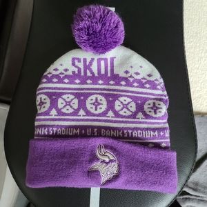 Minnesota Vikings tassel hat. New.
